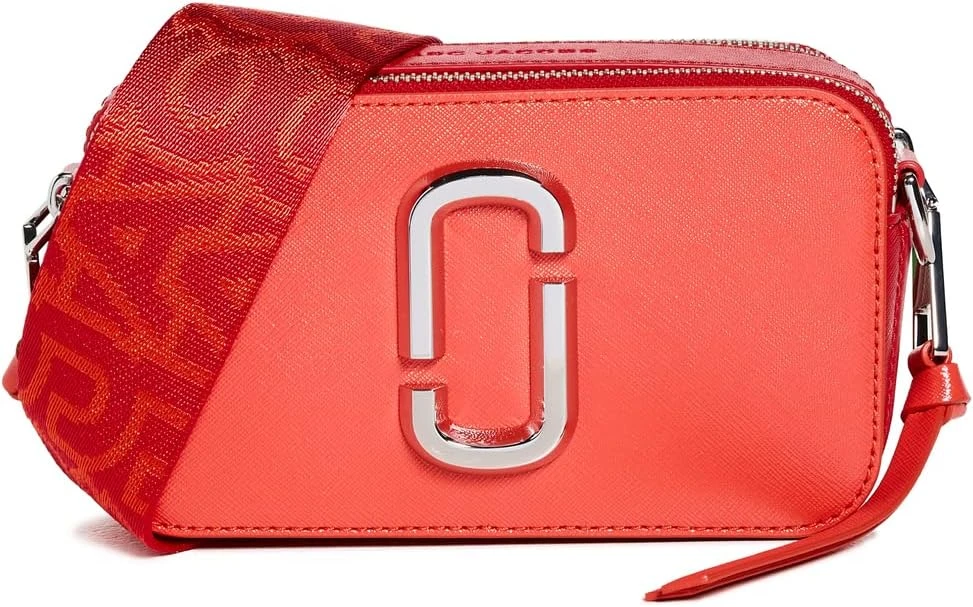 Marc Jacobs Snapshot، أسود